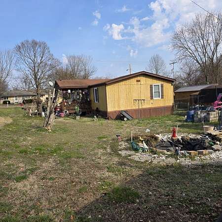 0.77 Acres of Residential Land for Sale in Greenbrier, Tennessee