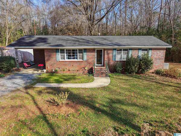 6 Acres of Land with Home for Sale in Sylacauga, Alabama