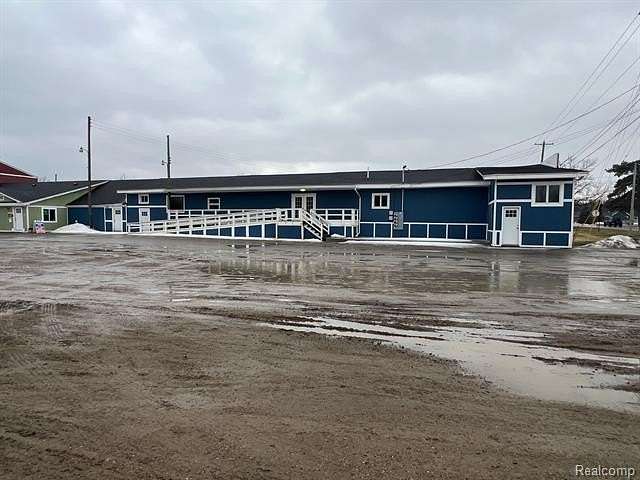 1.52 Acres of Improved Commercial Land for Lease in Swartz Creek, Michigan