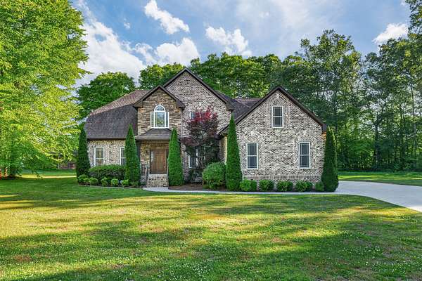 1.5 Acres of Land with Home for Sale in Fayetteville, Tennessee