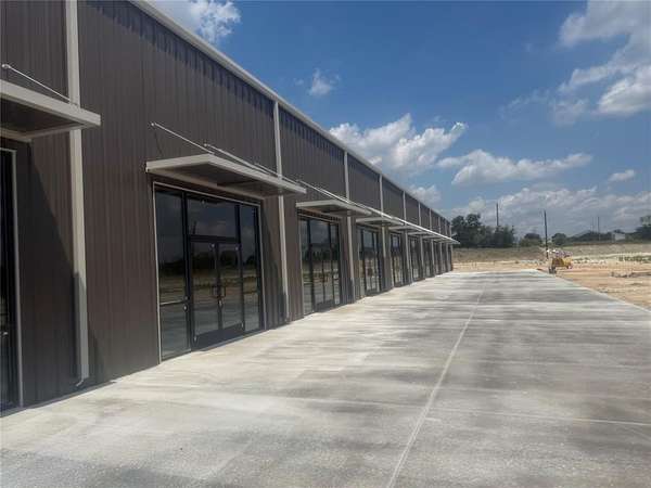 23.5 Acres of Commercial Land for Lease in Decatur, Texas