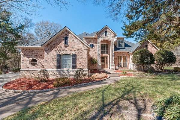 5.76 Acres of Land with Home for Sale in Red Oak, Texas