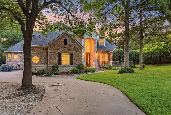 5.76 Acres of Land with Home for Sale in Red Oak, Texas