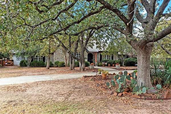 1.5 Acres of Land with Home for Sale in Cross Roads, Texas