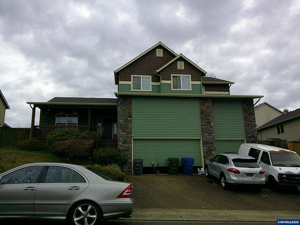 17 Acres of Land with Home for Auction in Salem, Oregon