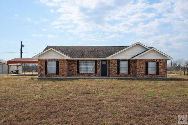 3.17 Acres of Land with Home for Sale in Sulphur Springs, Texas