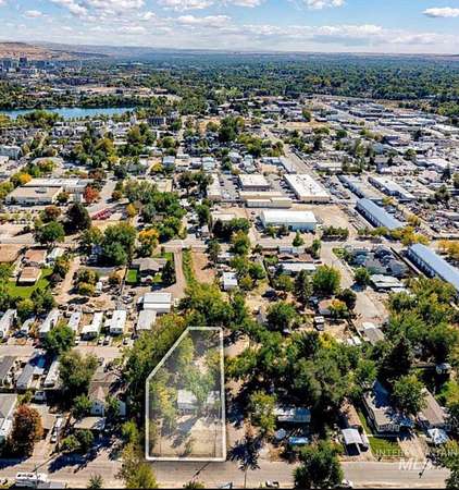 0.39 Acres of Residential Land for Sale in Garden City, Idaho