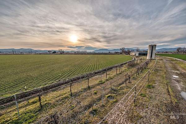 72.2 Acres of Agricultural & Residential Land for Sale in Weiser, Idaho