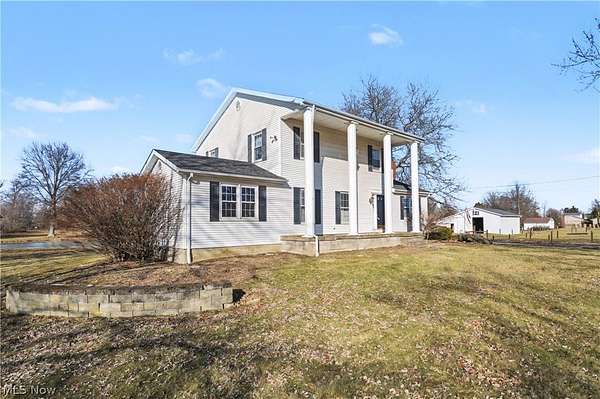 15 Acres of Land with Home for Sale in Canfield, Ohio