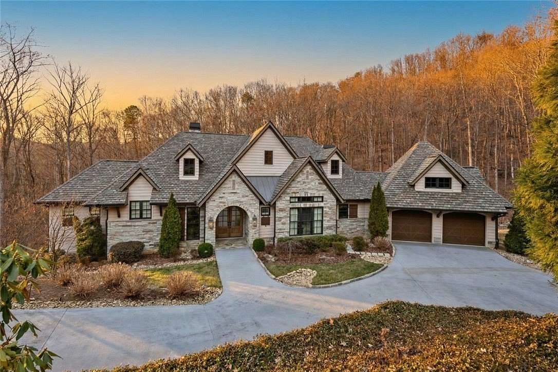 20.7 Acres of Land with Home for Sale in Travelers Rest, South Carolina