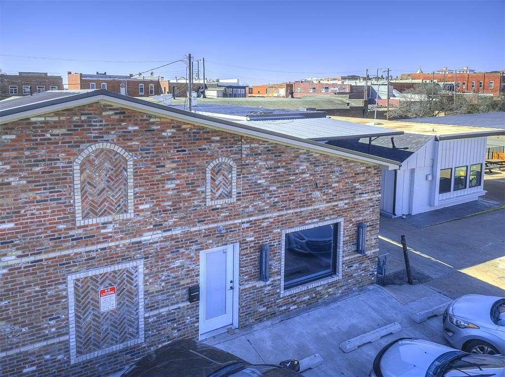 2 Acres of Improved Mixed-Use Land for Sale in Guthrie, Oklahoma