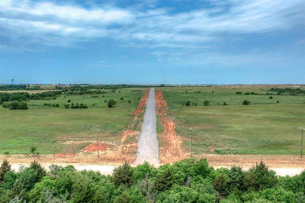 5 Acres of Residential Land for Sale in Piedmont, Oklahoma