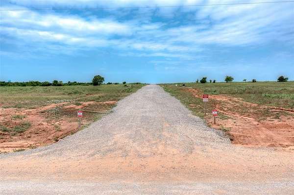 5 Acres of Residential Land for Sale in Piedmont, Oklahoma