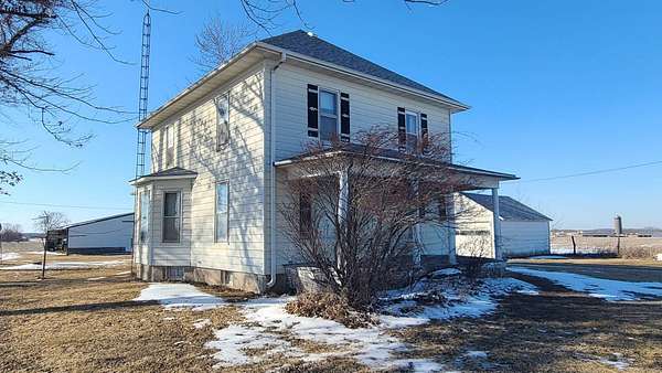 149 Acres of Land with Home for Auction in Donnellson, Iowa