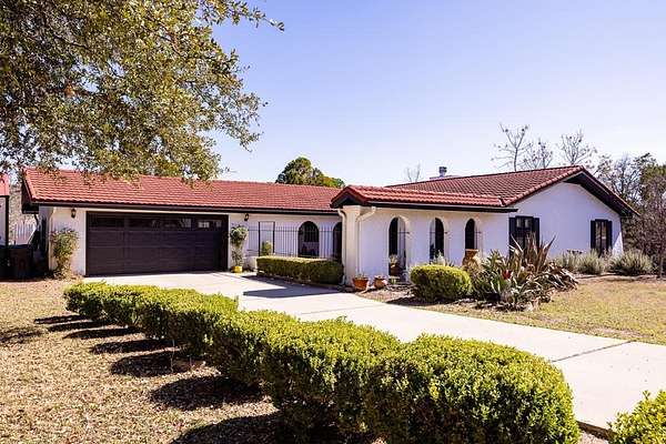 3.18 Acres of Land with Home for Sale in Kerrville, Texas