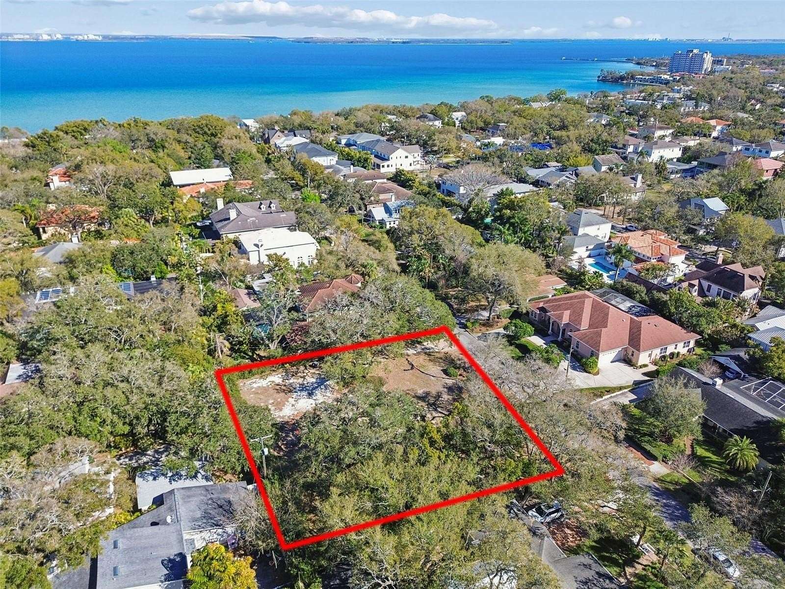 0.5 Acres of Residential Land for Sale in Tampa, Florida