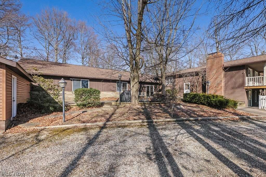 2 Acres of Land with Home for Sale in Paris, Ohio