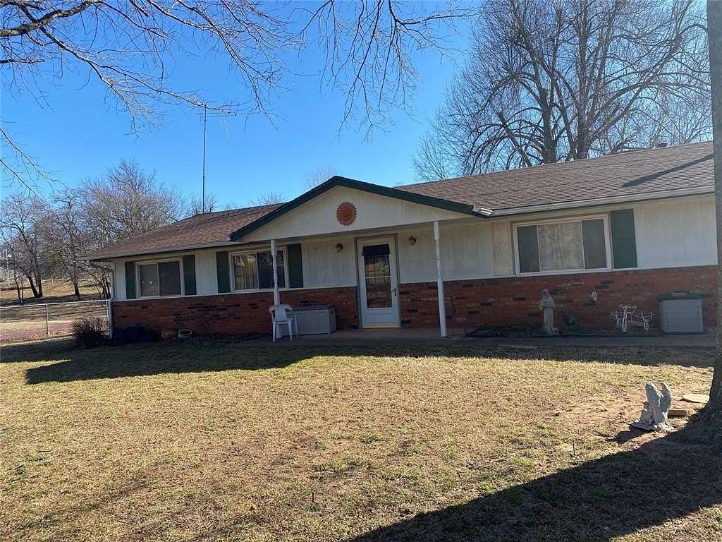 10 Acres of Land with Home for Sale in Newalla, Oklahoma