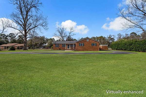 7 Acres of Land with Home for Sale in Havana, Florida