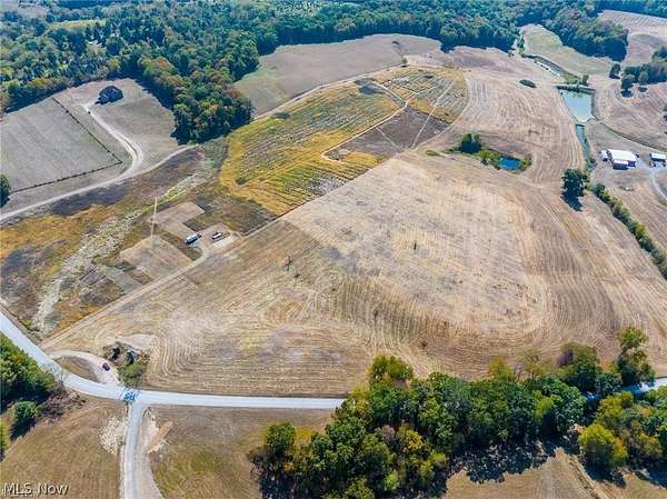 7 Acres of Residential Land for Sale in Dellroy, Ohio