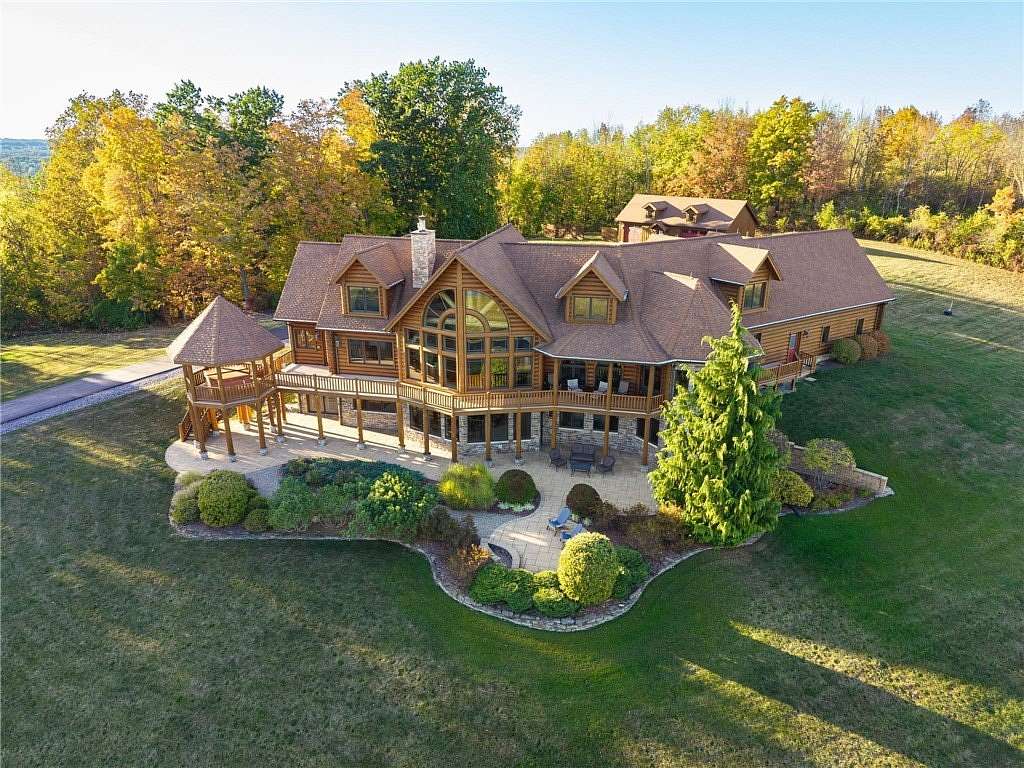 35 Acres of Land with Home for Sale in Bloomfield, New York