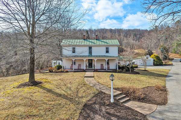 3.49 Acres of Land with Home for Sale in Roanoke, Virginia