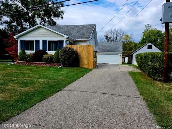 3.15 Acres of Land with Home for Sale in Flint, Michigan