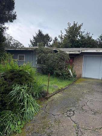 5 Acres of Land with Home for Sale in Watsonville, California