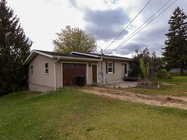 1.62 Acres of Land with Home for Sale in Cassville, Wisconsin