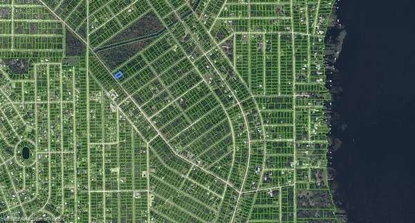 0.26 Acres of Residential Land for Sale in Lake Placid, Florida