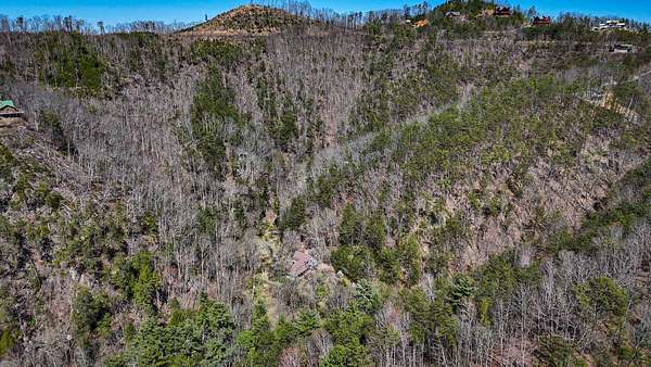 65.7 Acres of Recreational & Residential Land for Sale in Sevierville, Tennessee