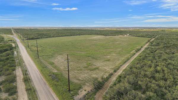 5 Acres of Land for Lease in Laredo, Texas