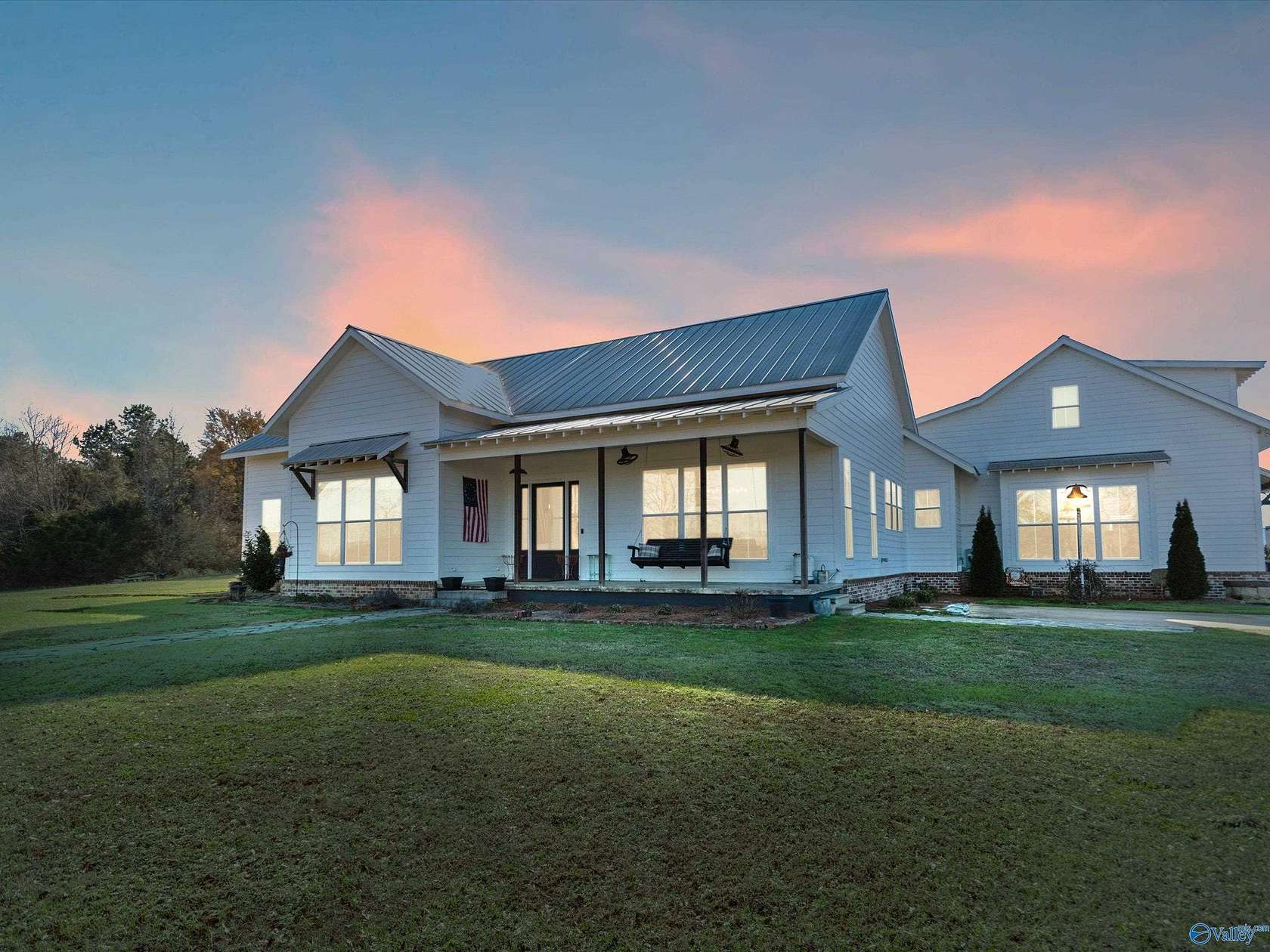 14.5 Acres of Land with Home for Sale in Athens, Alabama