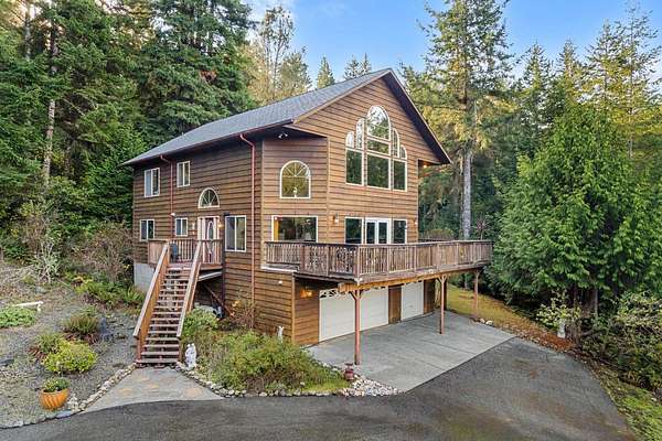 4 Acres of Land with Home for Sale in Crescent City, California