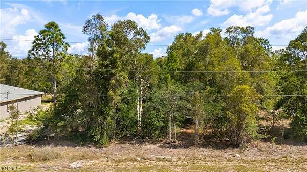 0.25 Acres of Residential Land for Sale in Lehigh Acres, Florida