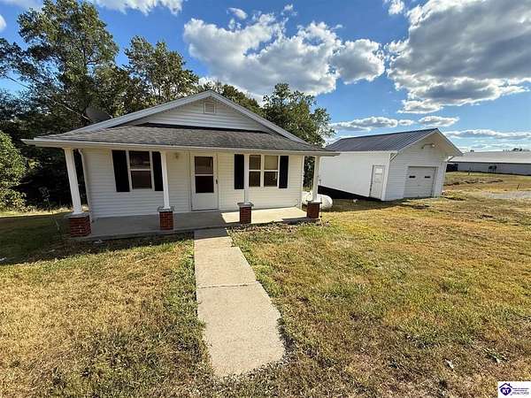 8.83 Acres of Land with Home for Sale in Campbellsville, Kentucky