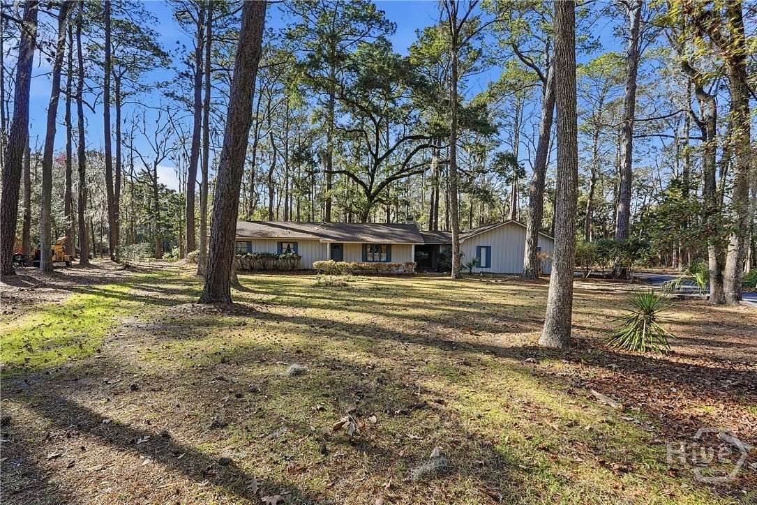 1.44 Acres of Land with Home for Sale in Savannah, Georgia