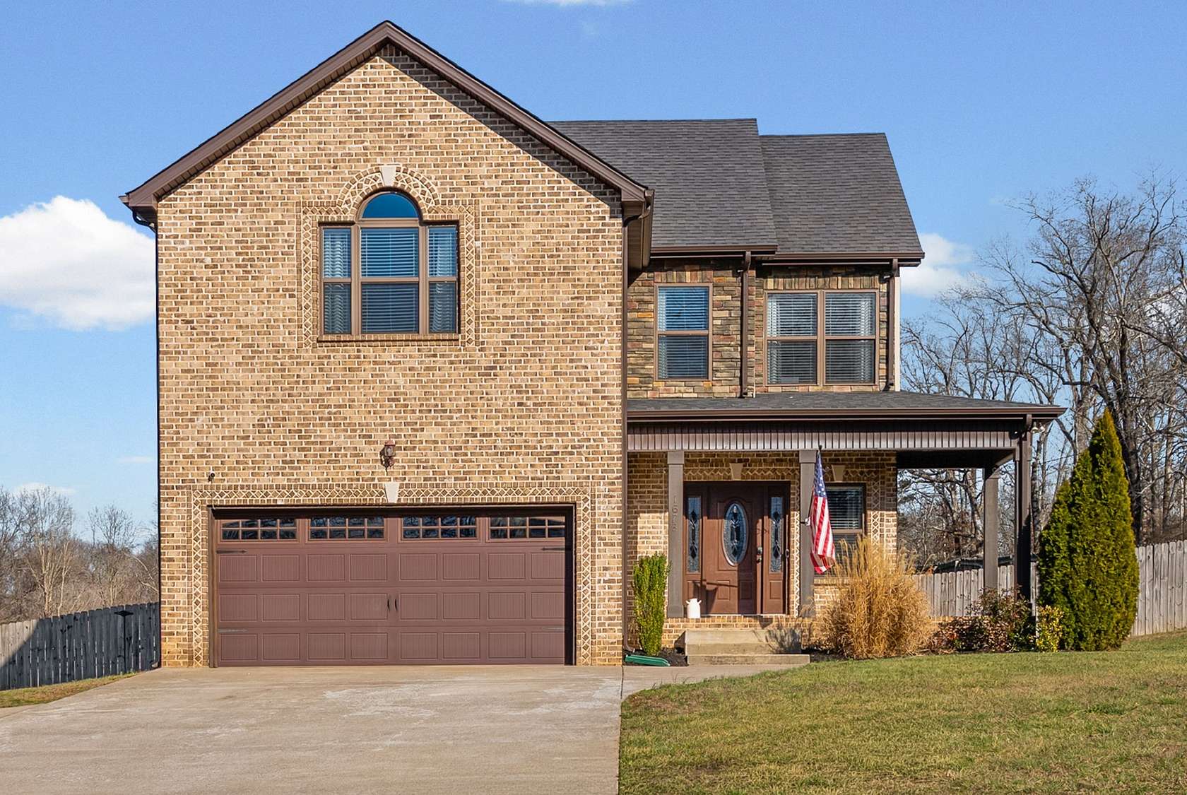 1.5 Acres of Land with Home for Sale in Clarksville, Tennessee