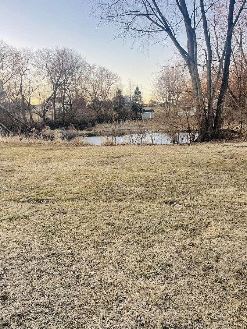 1 Acre of Residential Land for Sale in Ingleside, Illinois