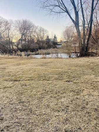 1 Acre of Residential Land for Sale in Ingleside, Illinois