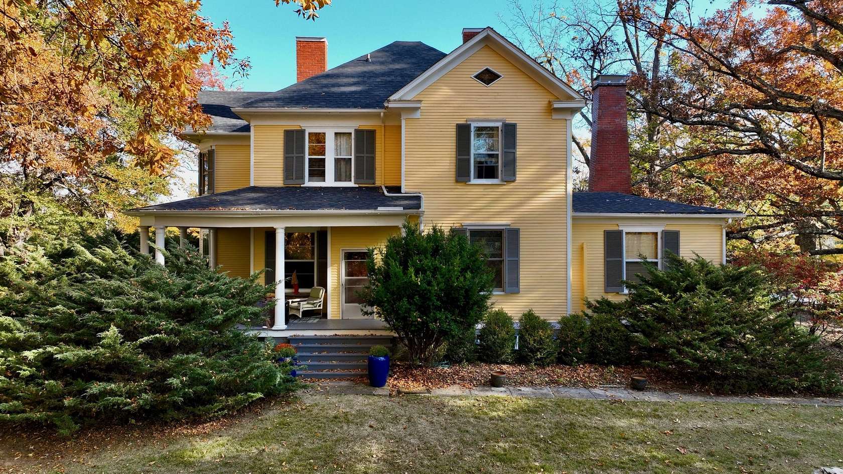 4.24 Acres of Land with Home for Sale in Lewisburg, West Virginia