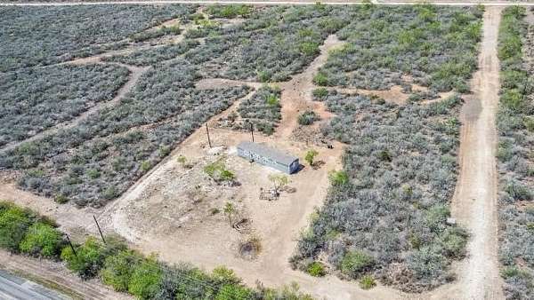 10.9 Acres of Land with Home for Sale in San Diego, Texas