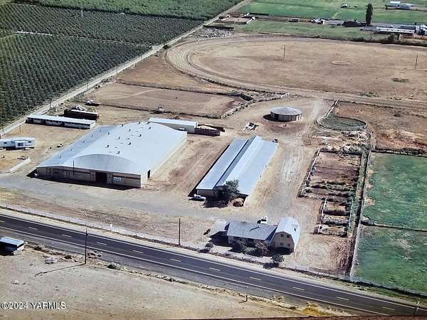 7.54 Acres of Land for Sale in Yakima, Washington