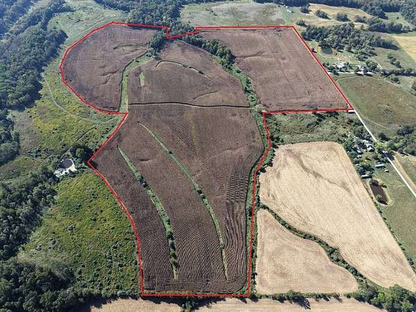 95.3 Acres of Land for Sale in Mount Sterling, Illinois