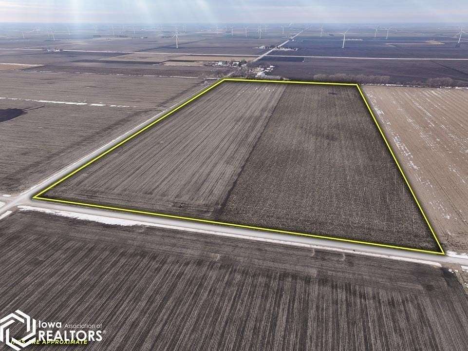 76.7 Acres of Agricultural Land for Sale in Fort Dodge, Iowa