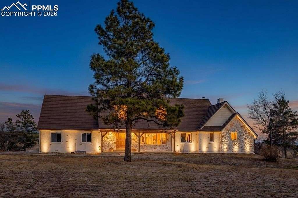 5.2 Acres of Land with Home for Sale in Colorado Springs, Colorado