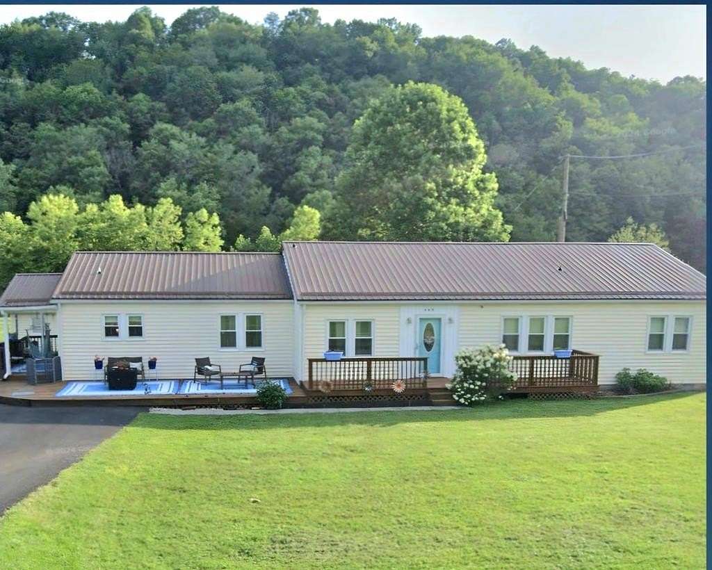 2 Acres of Land with Home for Sale in Tazewell, Virginia