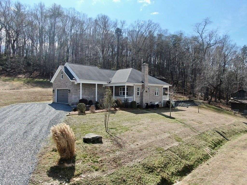 28 Acres of Agricultural Land with Home for Sale in Mount Airy, North Carolina
