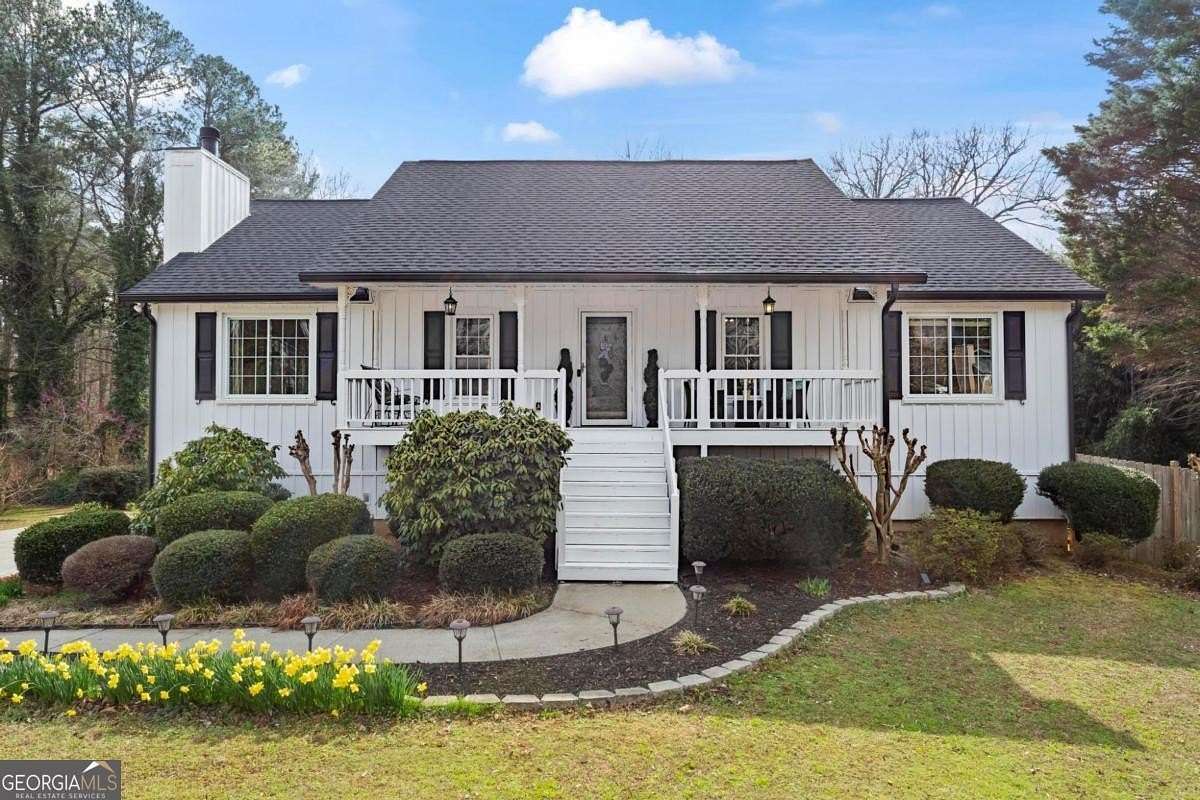 2 Acres of Land with Home for Sale in Marietta, Georgia