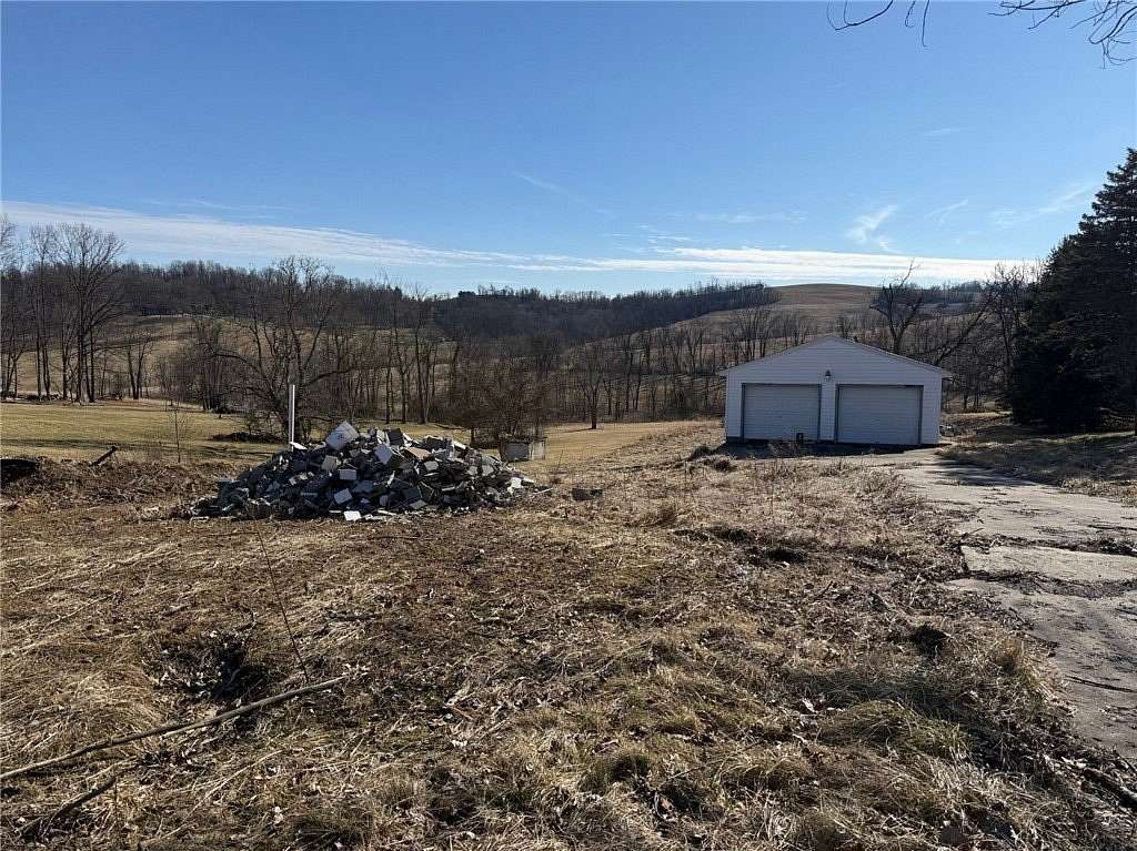 1 Acre of Residential Land for Sale in Washington, Pennsylvania